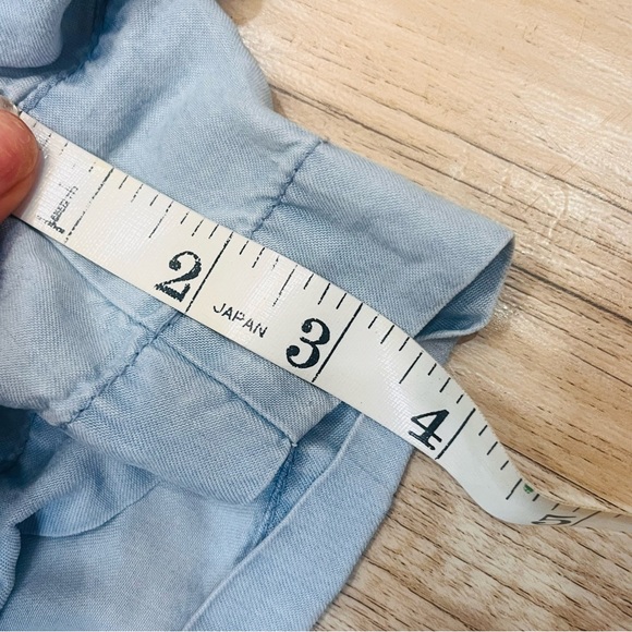 H & M light wash pull on paper bag shorts size 2 - Picture 6 of 6